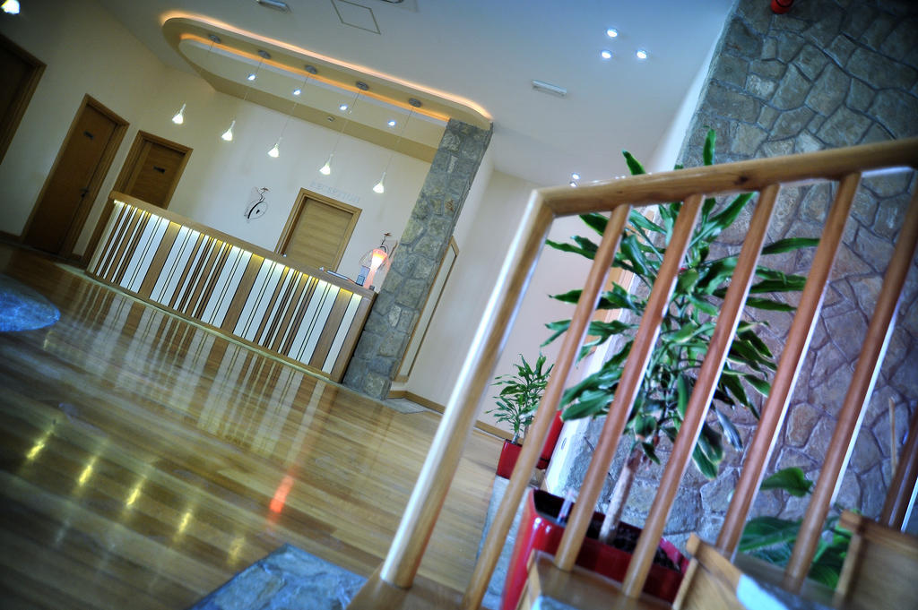 Hotel Aria Mitrovici  Exterior photo